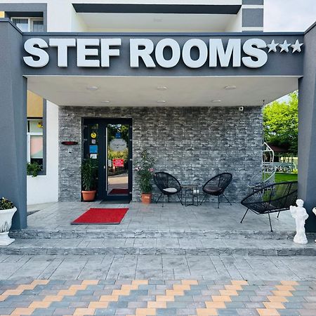 Stef Rooms Tirgu Frumos Exterior photo