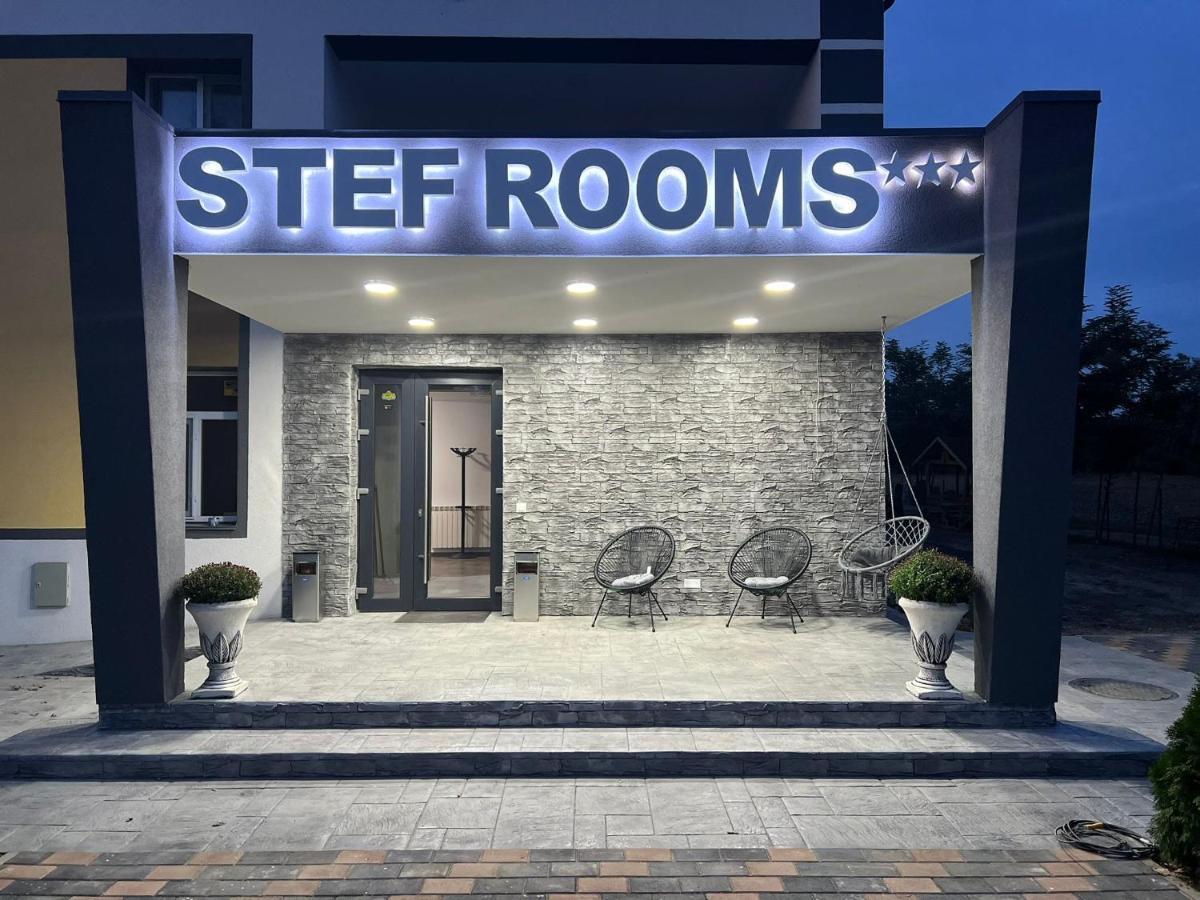 Stef Rooms Tirgu Frumos Exterior photo