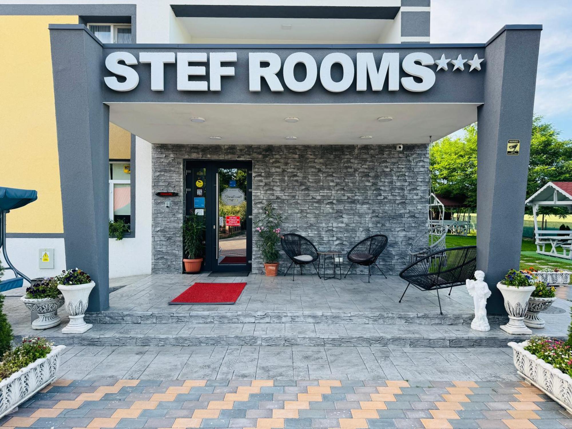 Stef Rooms Tirgu Frumos Exterior photo